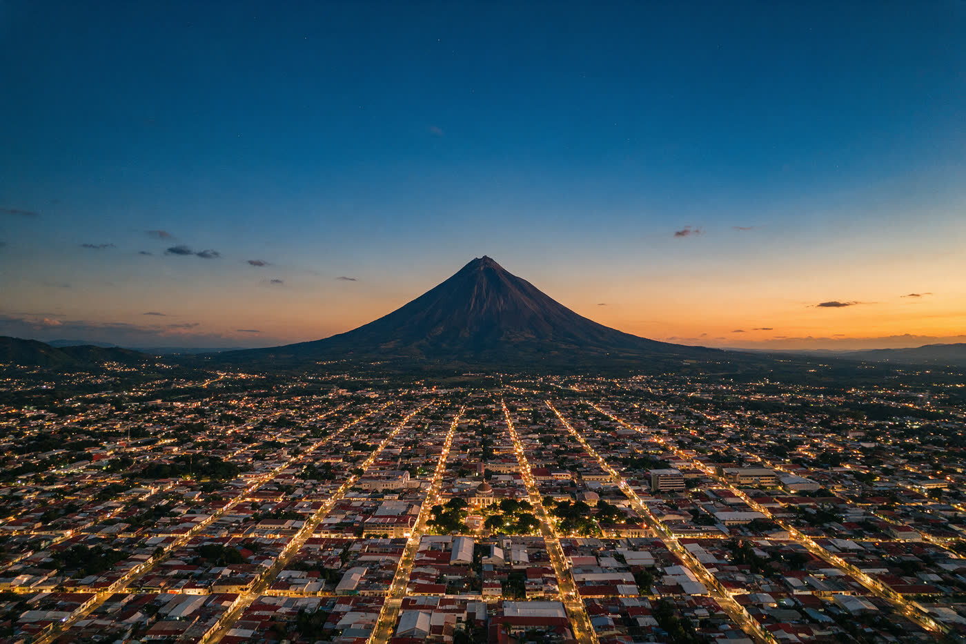 San Salvador at night, El Salvador